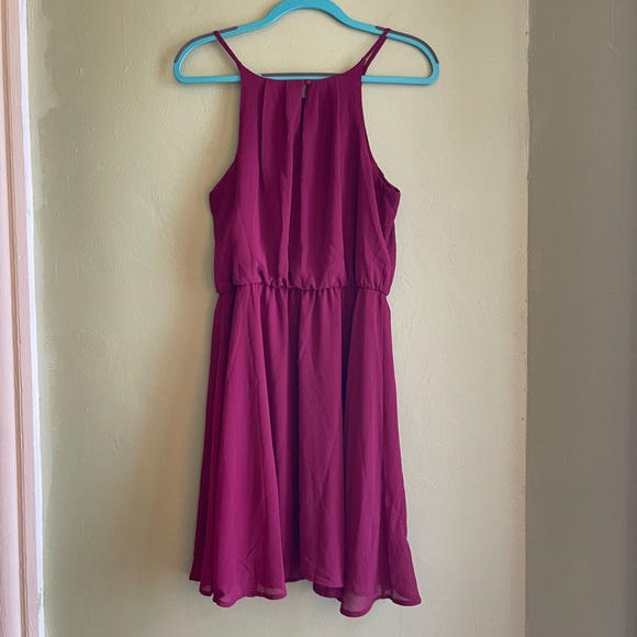 Dress - Picture 6 of 9